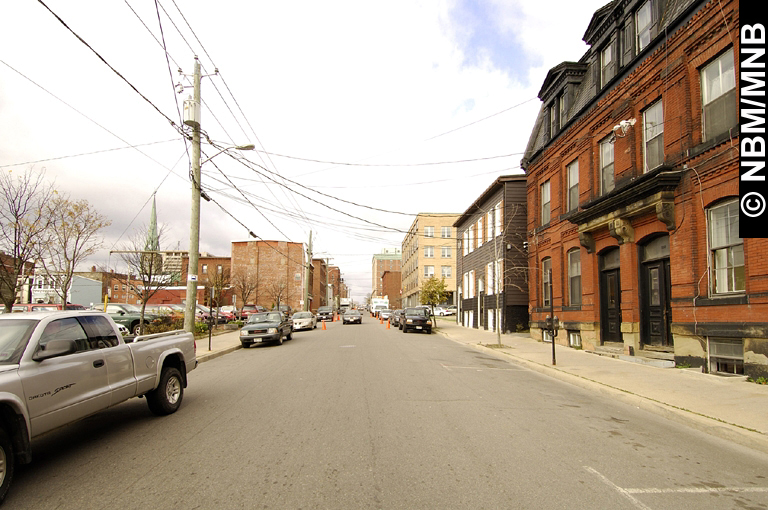 La rue Charlotte vue depuis la rue Duke, Saint John, Nouveau-Brunswick