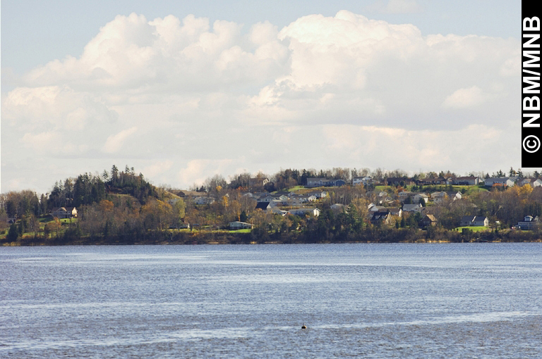 Vue de Grand Bay-Westfield depuis le bac Westfield, Nouveau-Brunswick