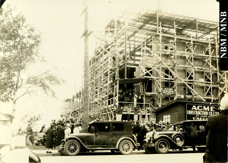 Construction du Muse du Nouveau-Brunswick, avenue Douglas, par lAcme Construction Company Limited, Saint John, Nouveau-Brunswick
