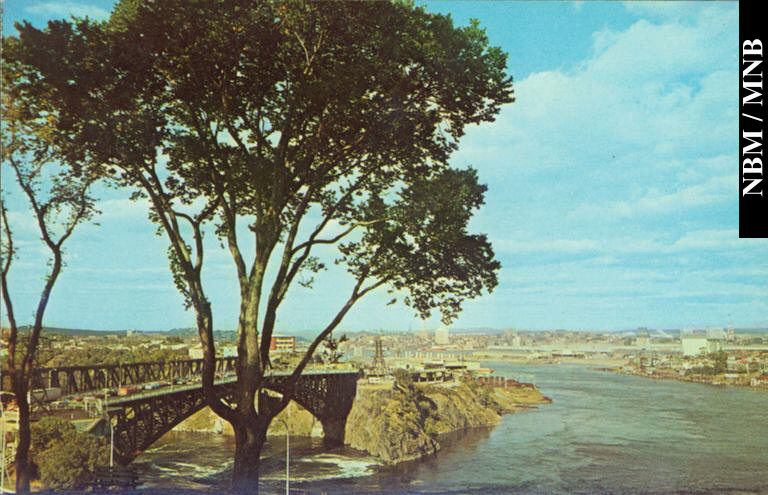 Vue des chutes rversibles montrant les ponts, Saint John, Nouveau-Brunswick