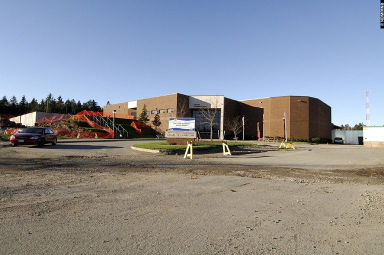 Le centre scolaire-communautaire Samuel-de-Champlain, Ragged Point Road, Saint John, New Brunswick